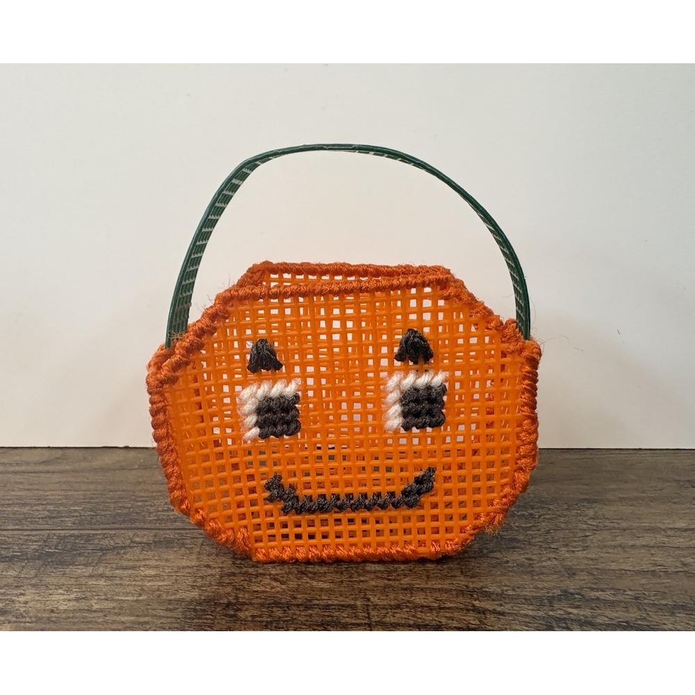 Vintage Jack-O-Lantern Pumpkin 4" Candy Basket Plastic Canvas Halloween Decor